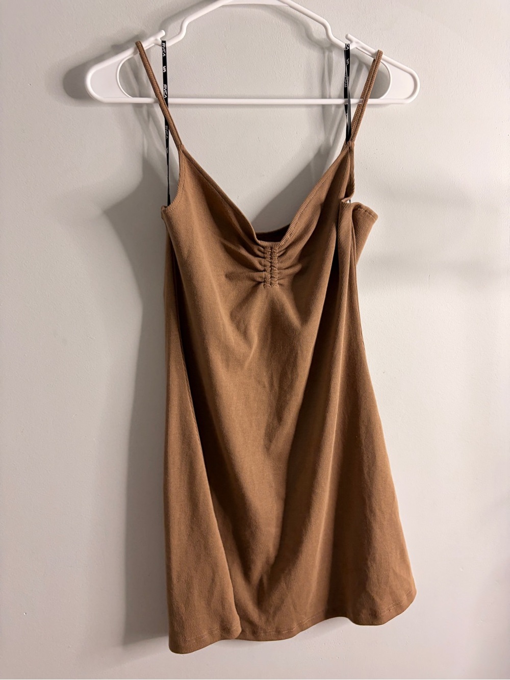 RVCA sweat heart-Neck Slip Dress in Camel Brown XS